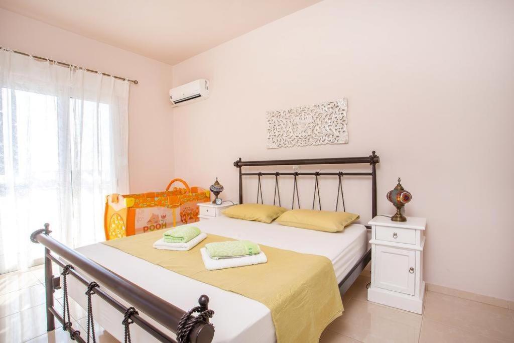 Regina - Double Pool Paradise Vila
